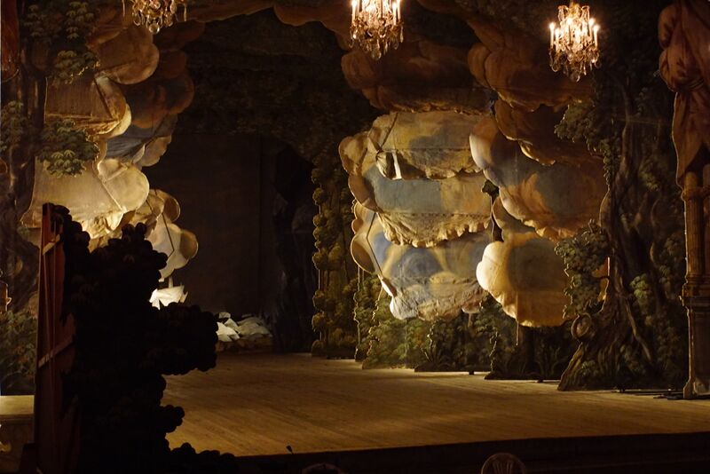 File:IO2 B.04 01.jpeg