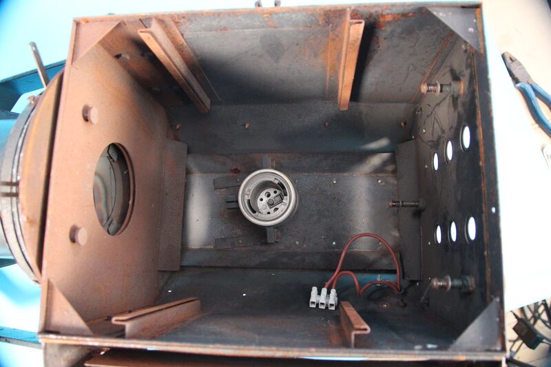 File:T0057 inside.JPG