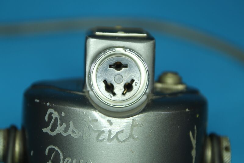 File:T0079 connector.JPG