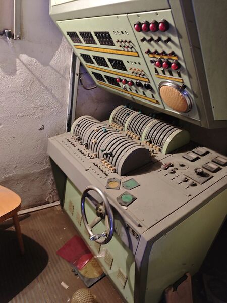 File:Divadelni Technika Sec 2.jpg