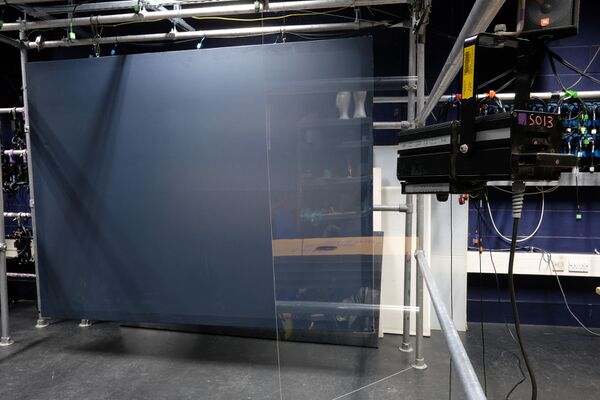 IO4 20 Making a Linnebach Projector 01.jpg