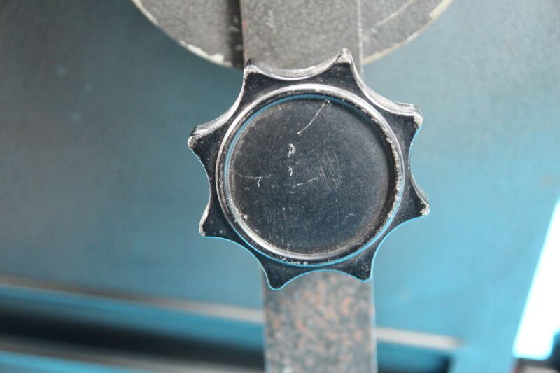 File:T0020 Locking Knob.JPG