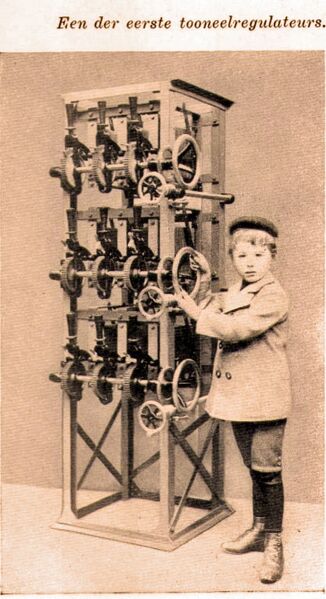 File:HH toneelregulator 1914.jpg