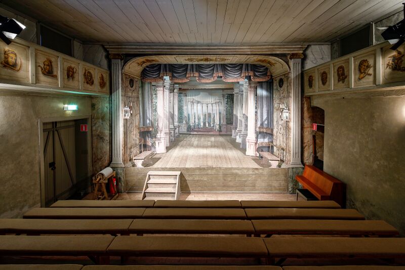 File:SE Vadstena Gamla 1.JPG