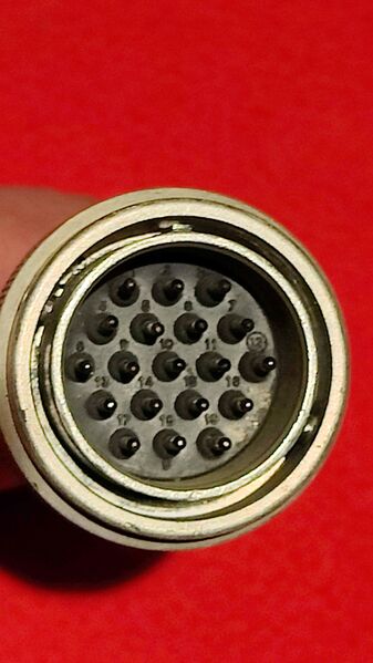 File:Souriau 8 40 4.jpg