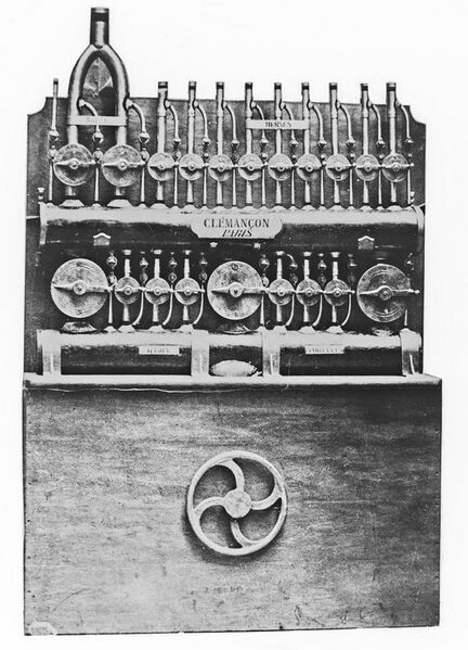 File:Clemancon gas console 2.jpg