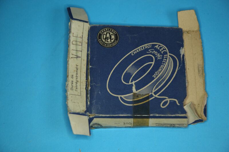 File:T0038b back.JPG