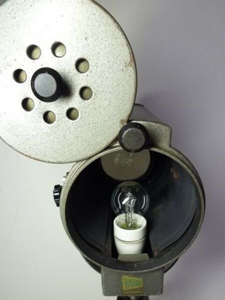 File:Toverli 500W achter open.jpg