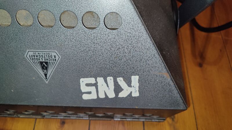 File:T0011a marks.jpg